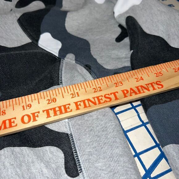 Champion Reverse Weave Hoodie Size Medium Gray Blue Camo Pullover - Picture 9 of 9